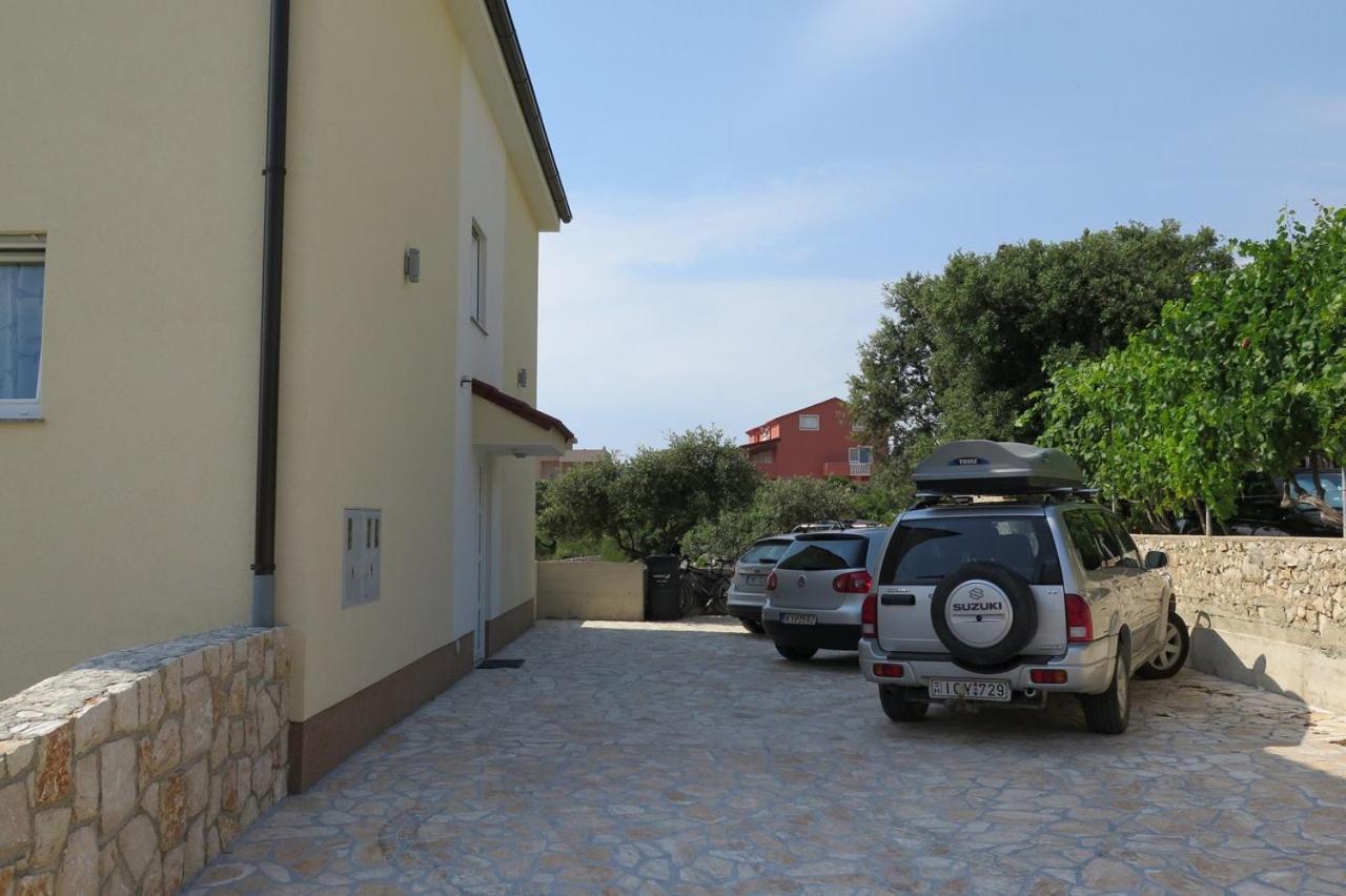 Apartments Cikač II Mandre Bagian luar foto