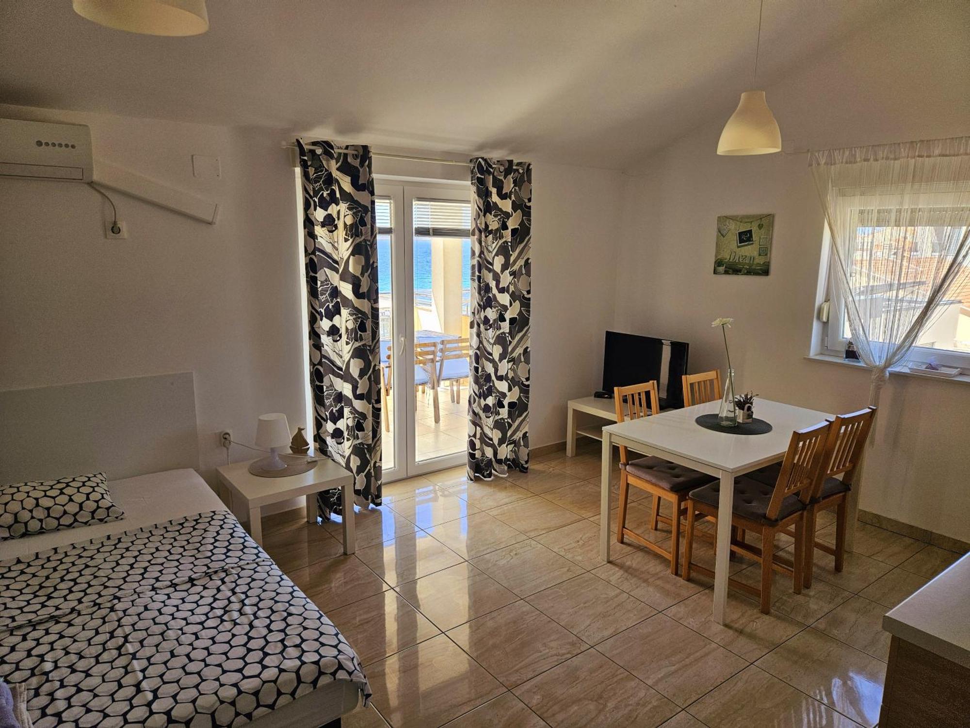 Apartments Cikač II Mandre Bagian luar foto