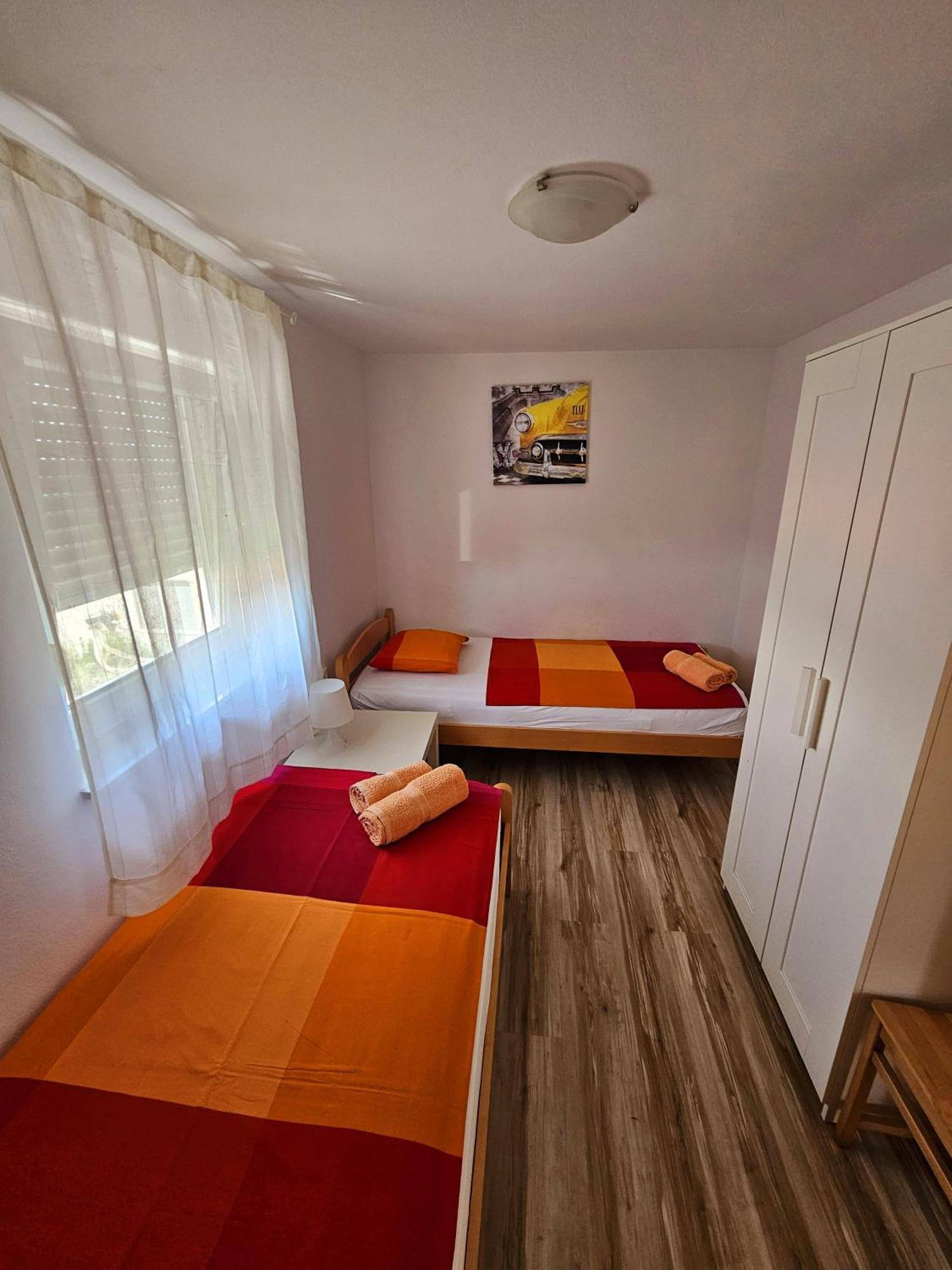 Apartments Cikač II Mandre Bagian luar foto